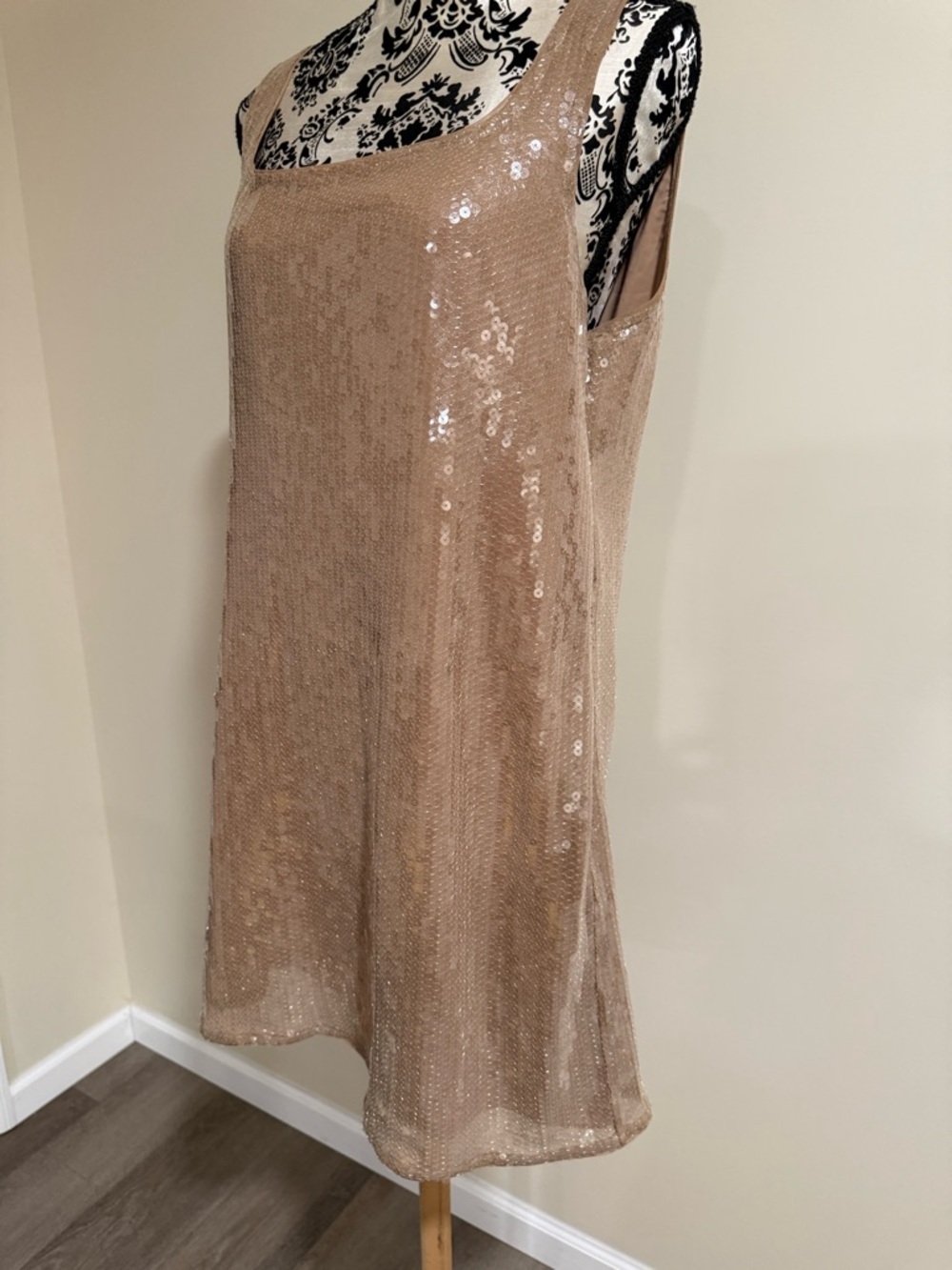 Abercrombie and Fitch Sleeveless Sequin Dress - Picture 5 of 8